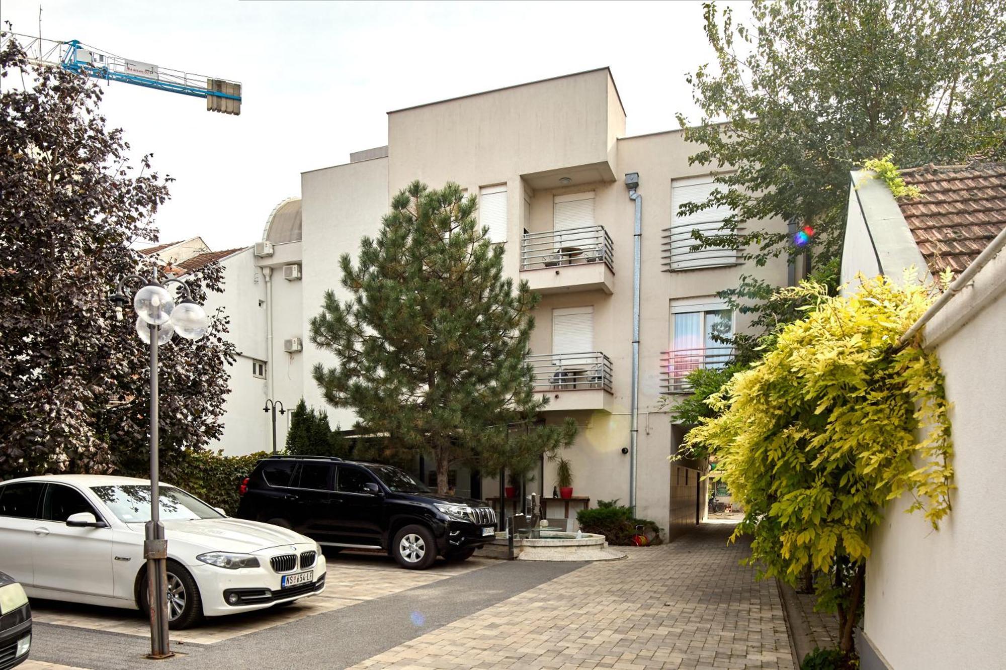 Garni Boutique Hotel Arta Novi Sad Exterior photo